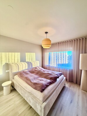 1 bedroom, WiFi, bed sheets - Modern 90sqm Apartment in Garðabær (Garðabær)