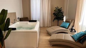 Deluxe tweepersoonskamer, balkon, uitzicht op stad | Interieur