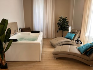 Chambre Double Deluxe, balcon, vue ville | Intérieur