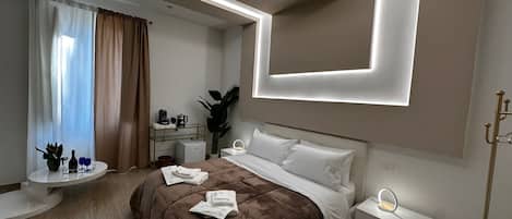 Superior Double Room, Balcony | Individually decorated, individually furnished, free WiFi, bed sheets