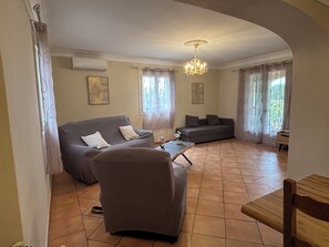 Living area - Villa Du Grand Noyer (Lorgues)