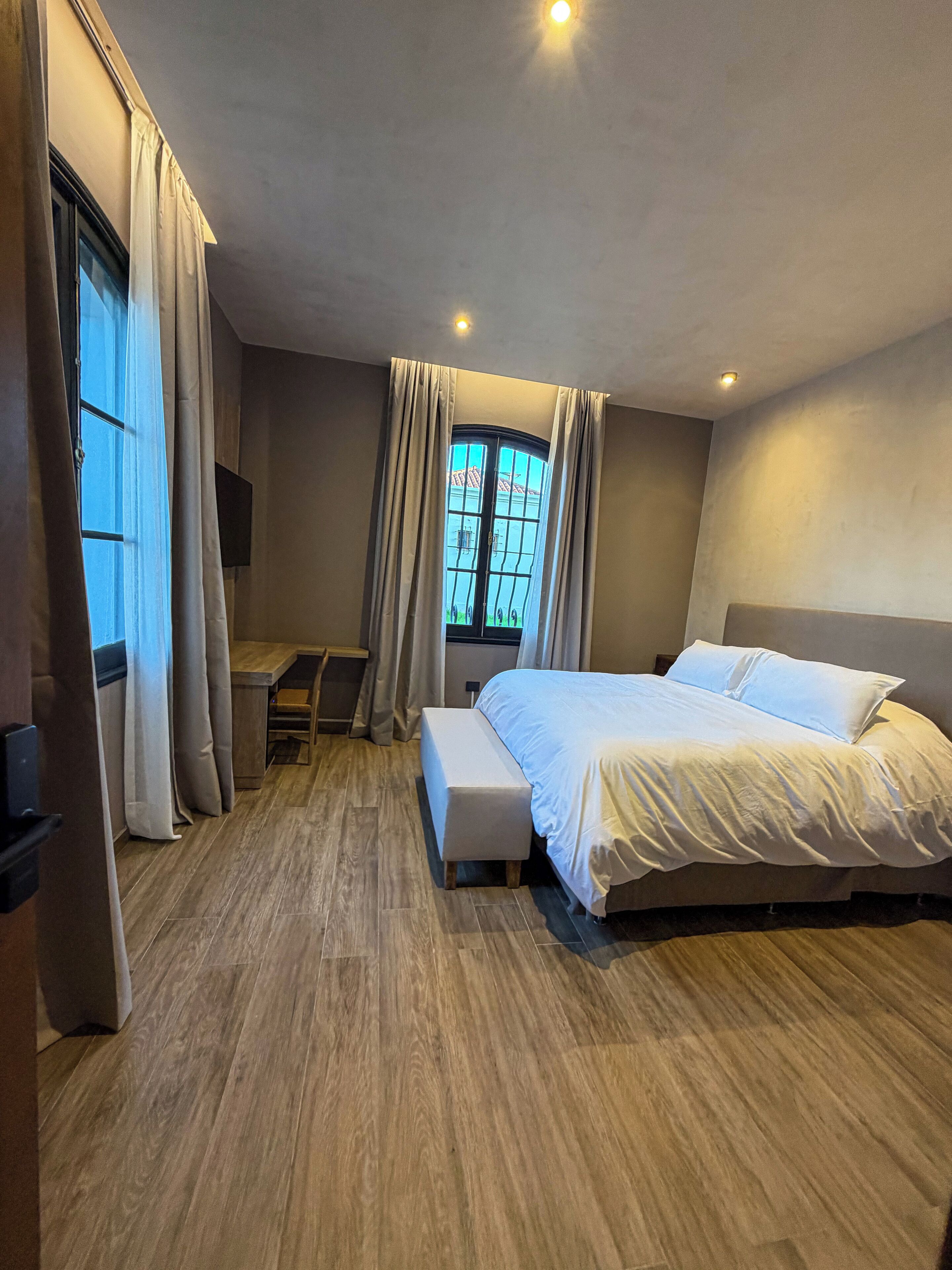 Design Double Room | In-room safe, free WiFi