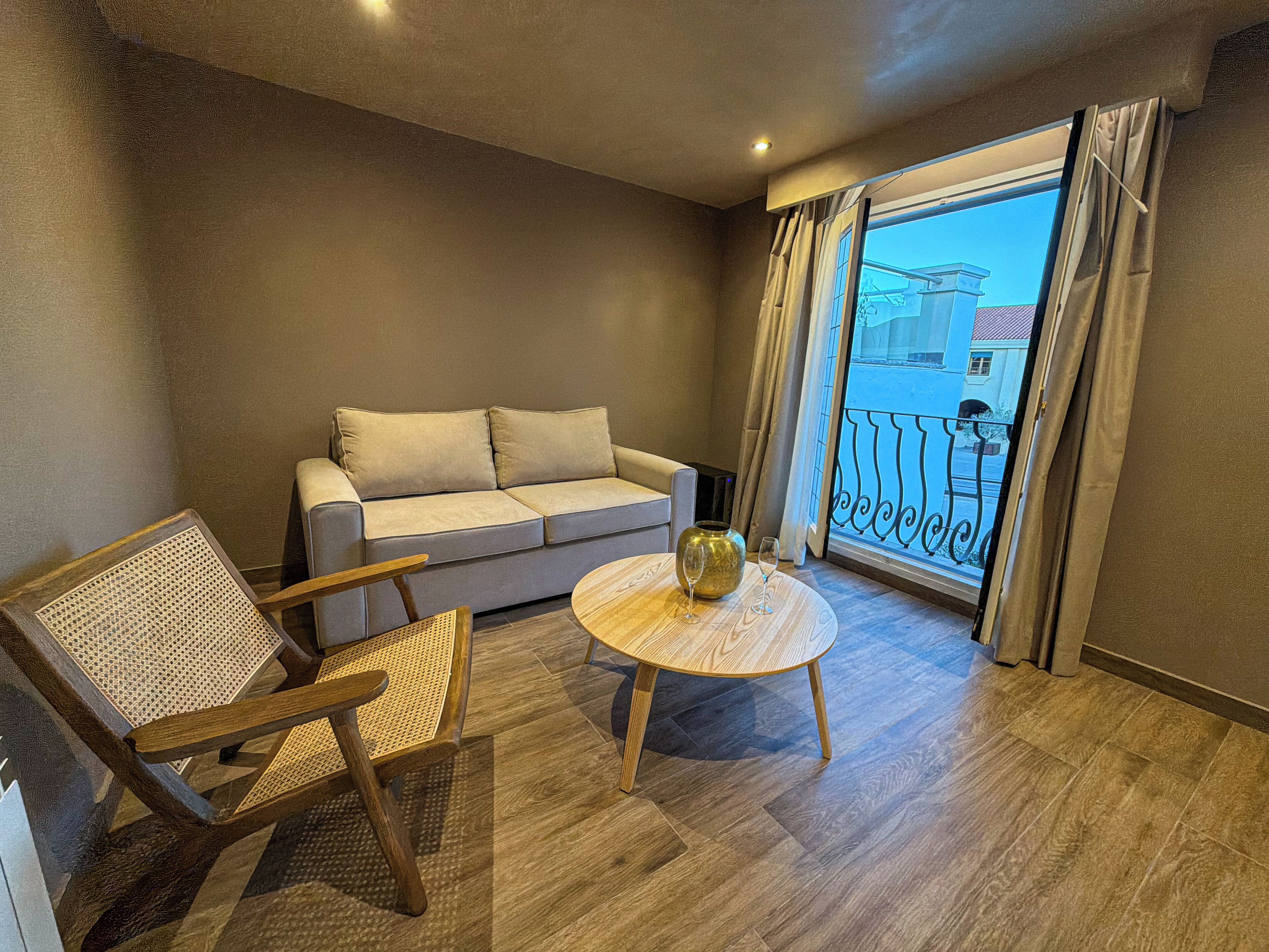 Estudio Deluxe, vistas al patio | Caja fuerte y wifi gratis