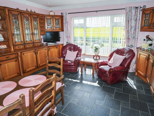 MARIE'S COUNTRY HOME, family friendly in Ardee, County Louth