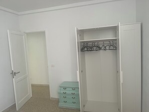 Interior - Penthouse in Vecindario, Gran Canaria beach, airport 10 min, long term available (Vecindario)