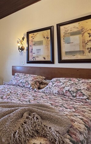 Kahden hengen comfort-huone (yksi tai kaksi sänkyä)