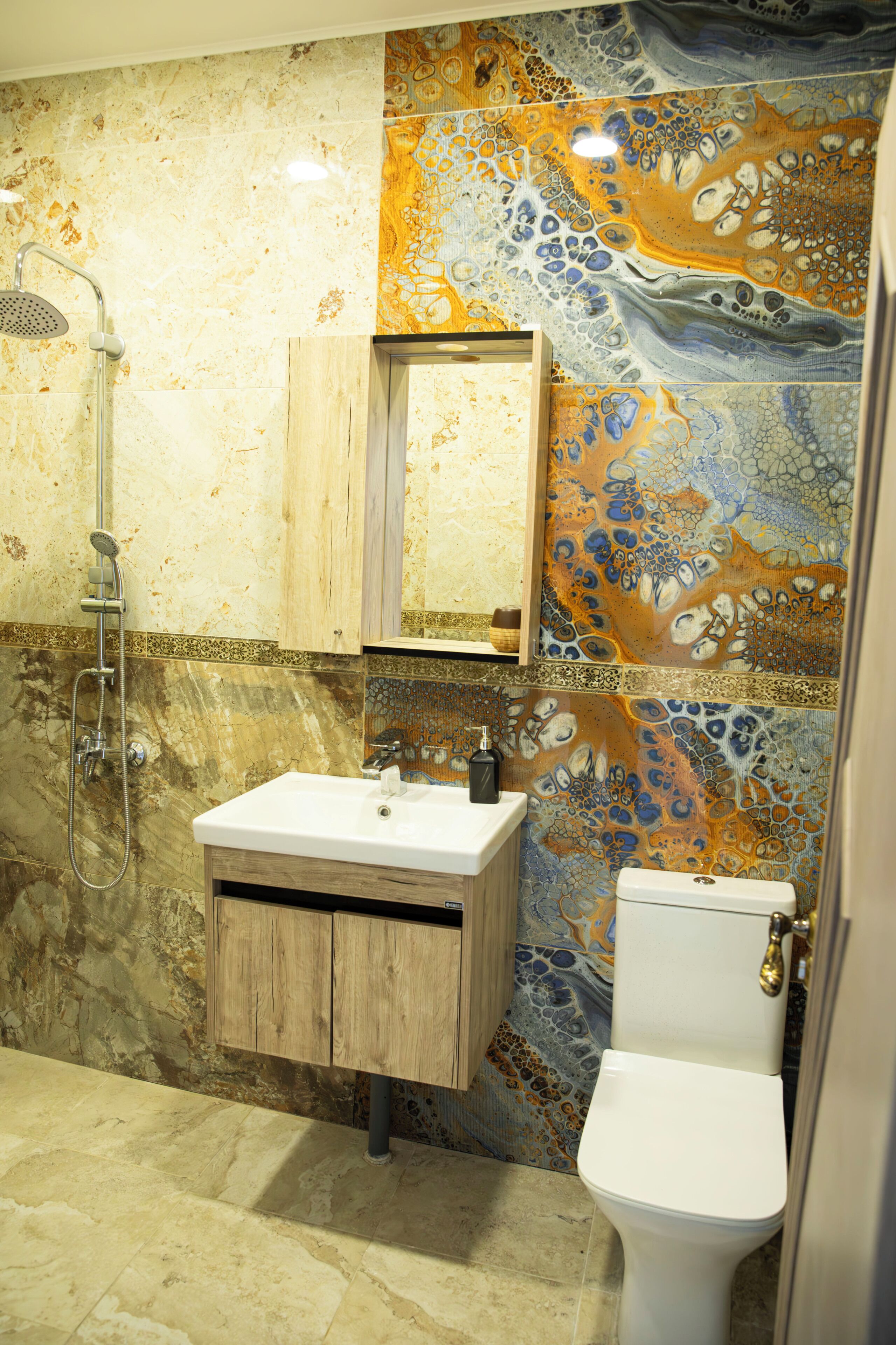 Standard Double Room, Hill View | Bathroom