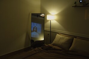 디자인 더블룸, 발코니, 시내 전망 | 이집트산 면 시트, 고급 침구, 오리/거위털 이불, 메모리폼 침대