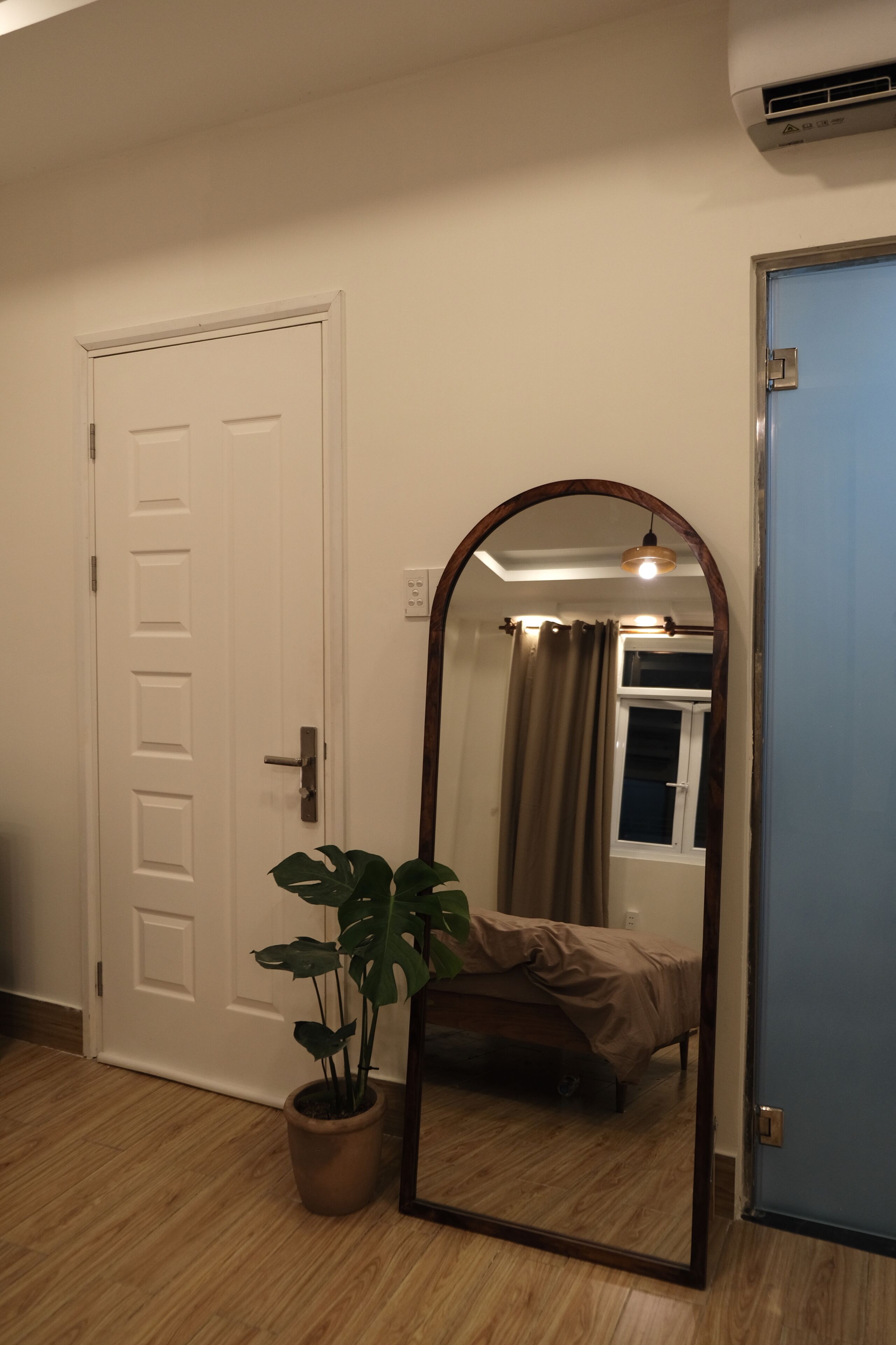 Chambre Standard, balcon, vue ville | Intérieur