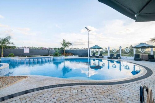 GL Luxe Suites 2-bedroom apartment in Tatu City