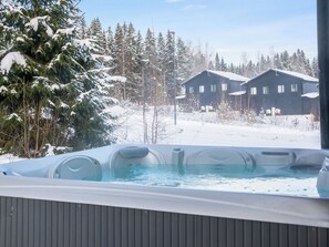 Outdoor spa tub - Parashimos b by Interhome (Kuhmoinen)