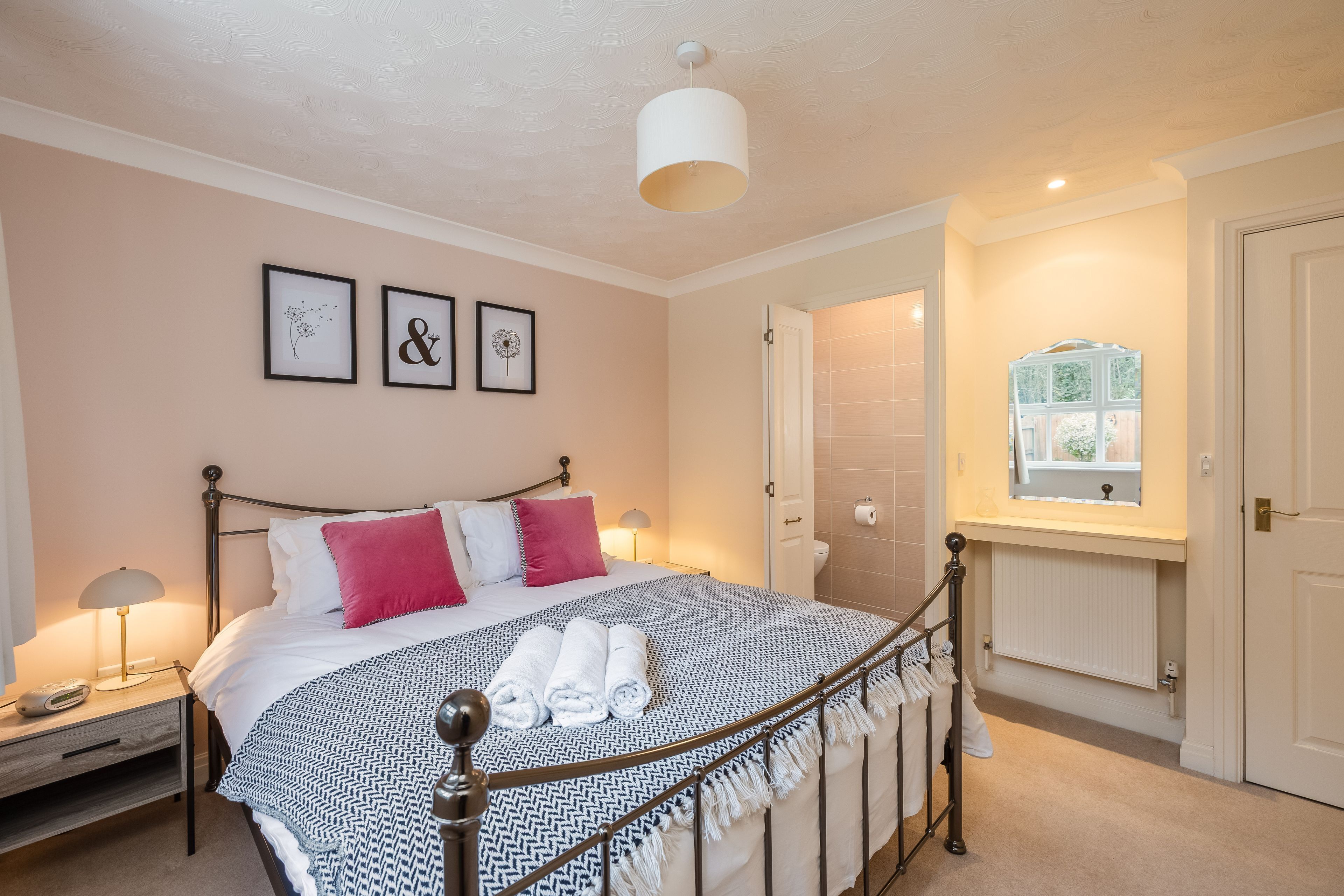 3 chambres, Wi-Fi, literie fournie