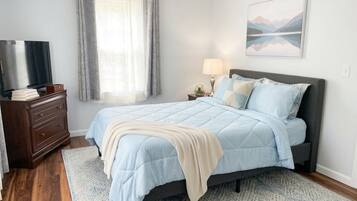 3 quartos, escrivaninha, Wi-Fi de cortesia, roupa de cama
