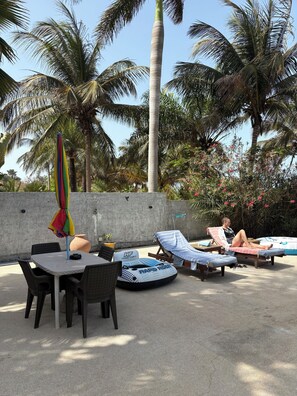 Outdoor dining - House with sea view (Cap Skirring)