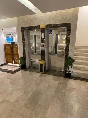Interior - Burj Al Almas (Al Jubail)