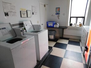 Interior - Filmores Hotel and Suites (Toronto)