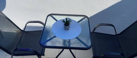 Habitación doble económica, vista a la ciudad | Terraza o patio