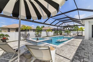 Pool - Sun-Soaked Cape Coral Retreat-Heated Pool, Hot tub, Game Room, Fire Pit (Cape Coral)