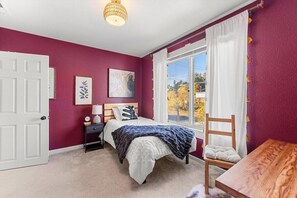 4 chambres, fer et planche Ă repasser, Wi-Fi, draps fournis