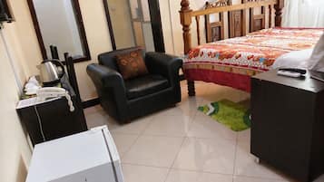 Luxury Double Room, Mountain View | Desk, laptop workspace, free WiFi