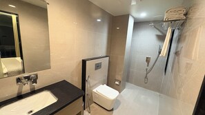 Bathroom - Hotel Midas (Sagar)