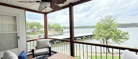 Appartement, Meerdere bedden, keuken (Lakefront Vibes) | Terrein van de accommodatie