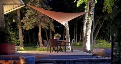 Beautiful 3 Bedroom secluded lakefront home 5 miles north of Detoit Lakes proper