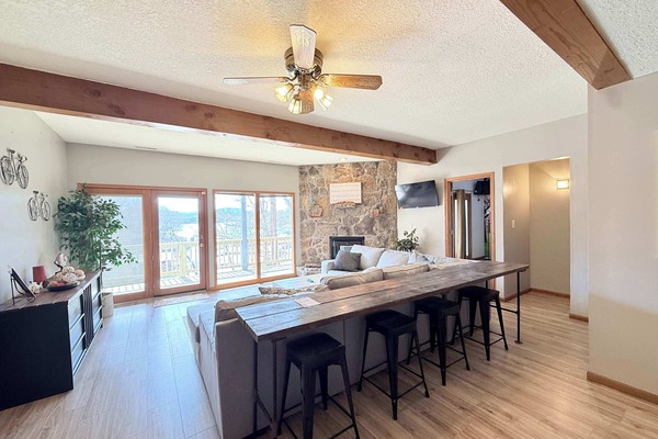 House, Multiple Beds, Patio (Cozy Cove Escape) | Interior