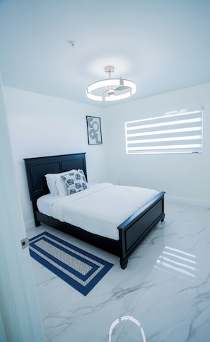 3 Schlafzimmer, Bügeleisen/Bügelbrett, WLAN, Bettwäsche