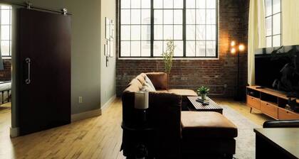 Cooperage 214 | 2BR Industrial Downtown Loft