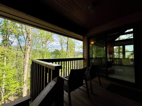 Private Asheville Mountain Cabin Close to Downtown