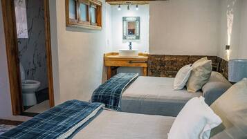 6 bedrooms, WiFi