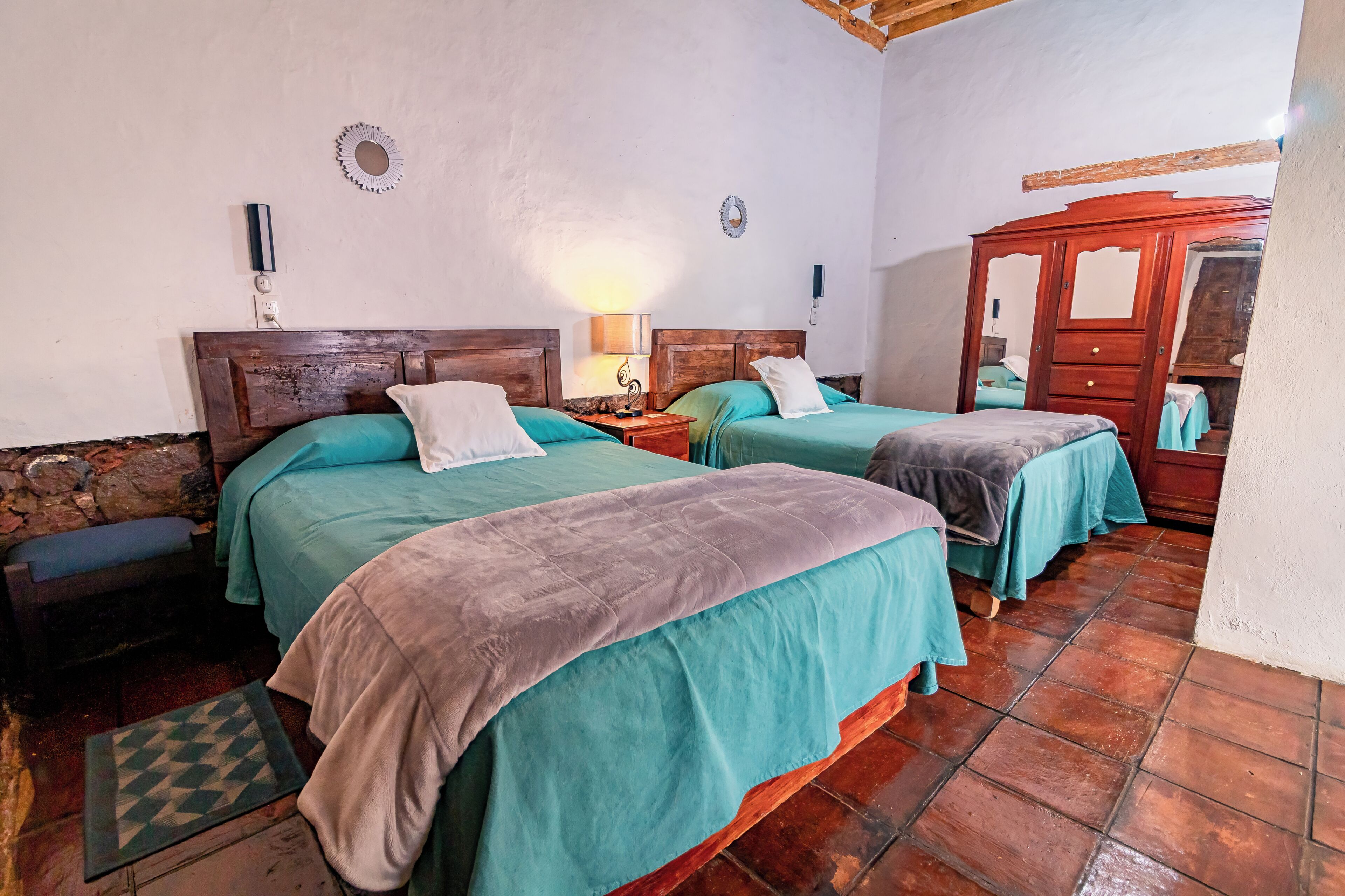 6 bedrooms, WiFi