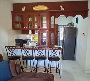 Interior - 2-bedroom apartment in beautiful Christ Church with AC comfort. (Christ Church)
