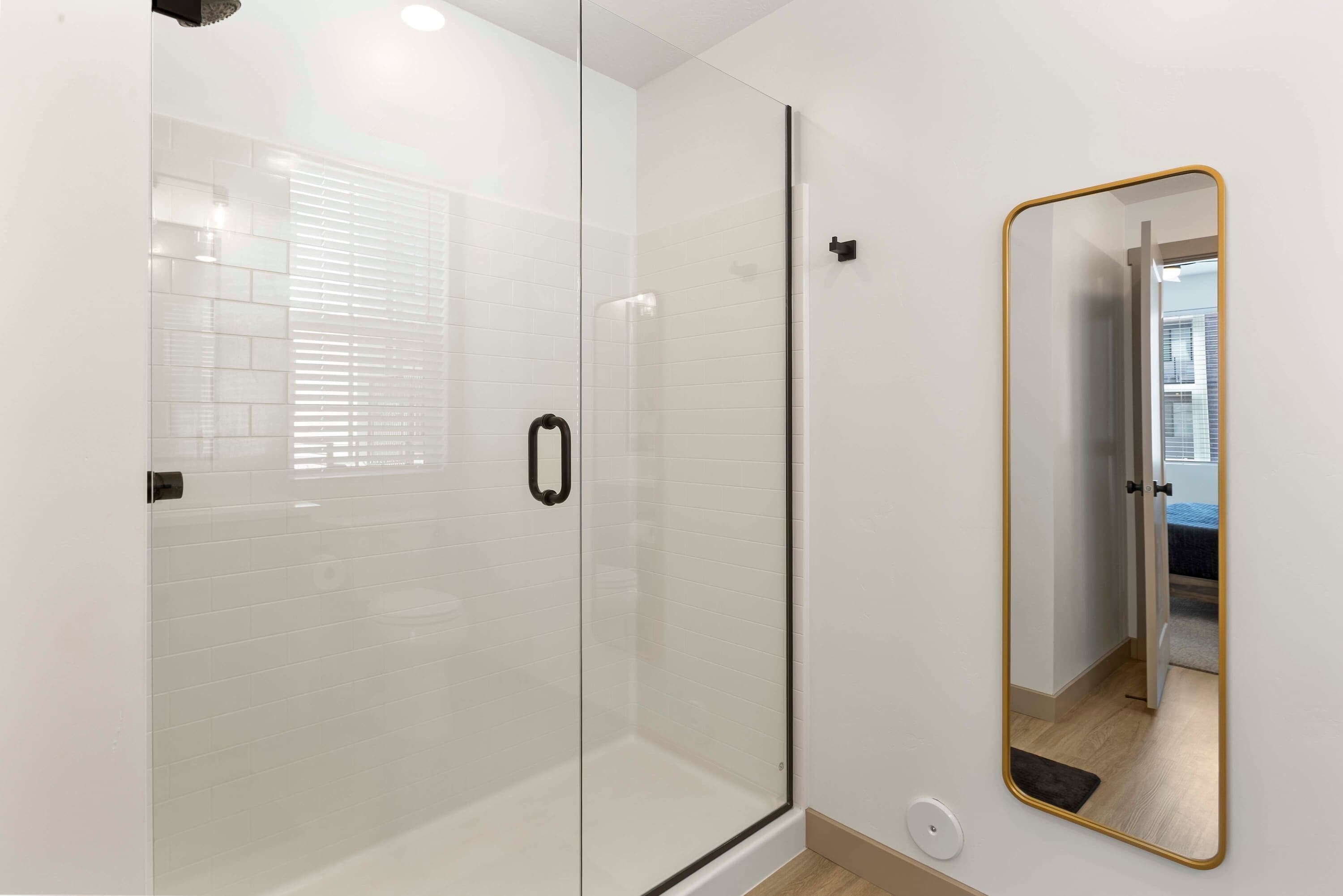 Condo, Multiple Beds, Kitchen (Zion Poolside Escape) | Bathroom | Towels