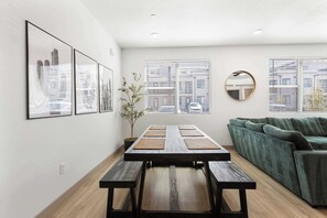 Apartamento, varias camas, cocina (Zion Poolside Escape) | Vistas desde la habitación
