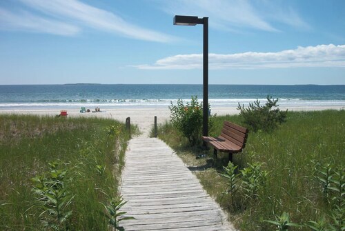 Cozy 3-bedroom cottage in Old Orchard Beach