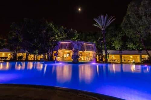 Indoor pool, seasonal outdoor pool, pool umbrellas