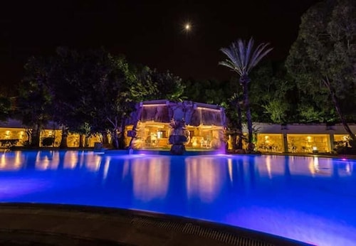 tunsia lodge Hotel 