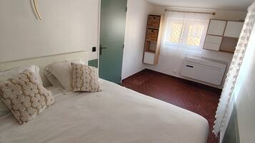 2 habitaciones, internet y ropa de cama