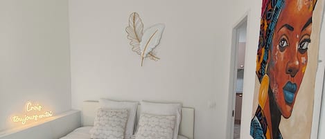 2 bedrooms, Internet, bed sheets