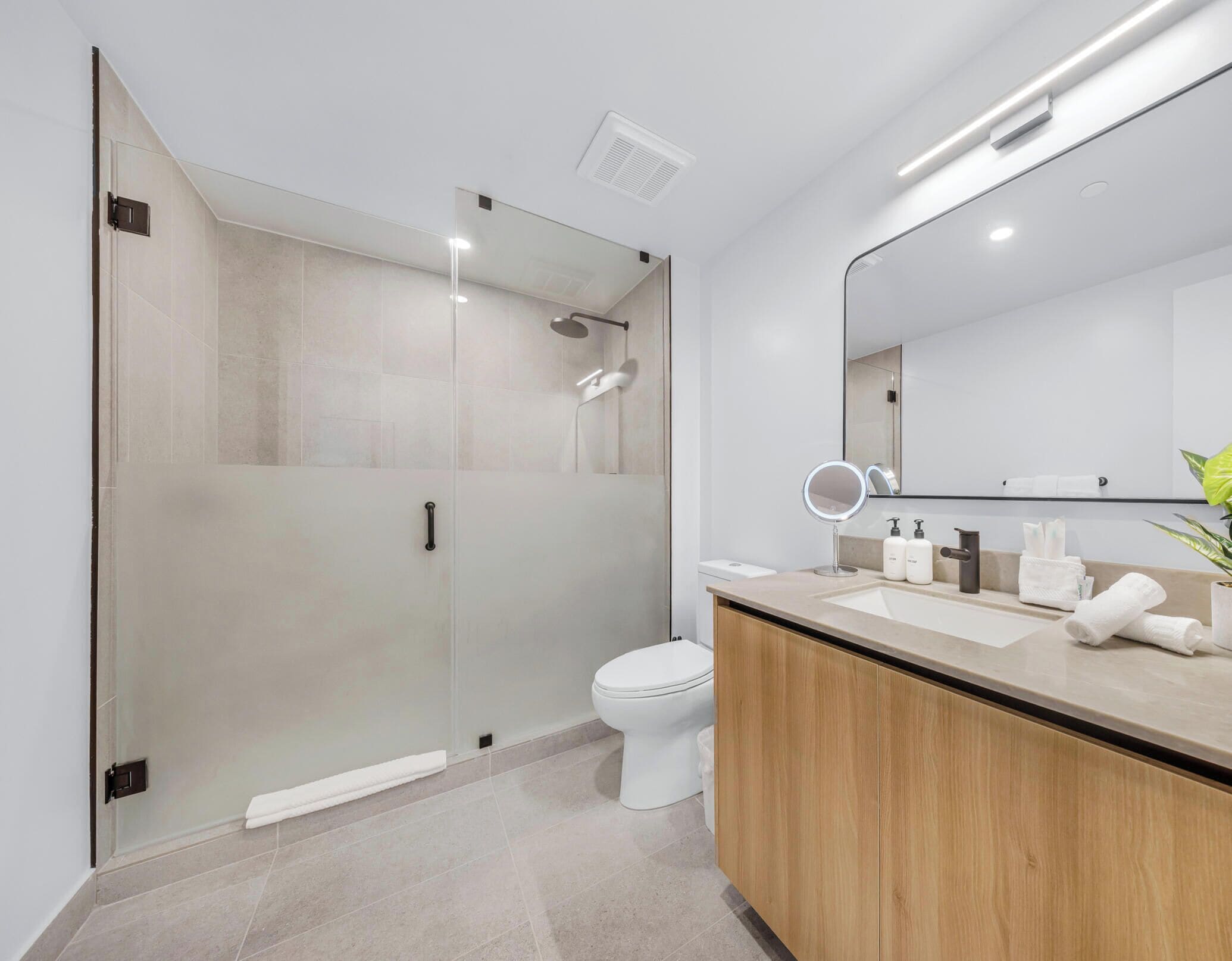 Condo, Balcony, City View | Bilik Mandi | Pengering rambut, tuala disediakan, sabun, syampu 