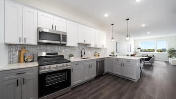 Microwave, oven, stovetop, dishwasher