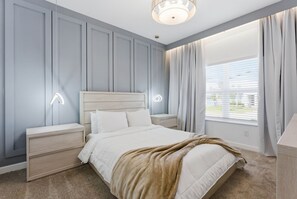 Villa (4 Bedrooms) - Chic Family Retreat, Pool, Mario and Mickey Rooms (Davenport)
