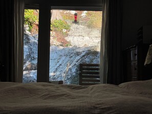 2 makuuhuonetta, silitysrauta/-lauta, Wi-Fi, vuodevaatteet