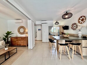 Interior - Villa Joséphine private pool, a few steps from Orient Bay beach (SAINT-MARTIN)