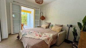 3 bedrooms, iron/ironing board, Internet, bed sheets - Villa Joséphine private pool, a few steps from Orient Bay beach (SAINT-MARTIN)