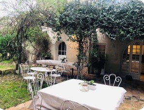 Udendørs spisemuligheder