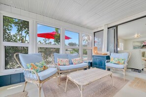 Interior - Waterfront Retreat w Pool, Dock, Gulf Access Near Anna Maria Island (Bradenton)