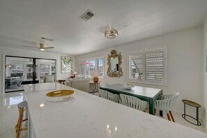 Dining - Waterfront Retreat w Pool, Dock, Gulf Access Near Anna Maria Island (Bradenton)